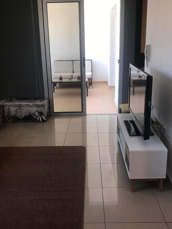 פאראלימני Andris Apartment מראה חיצוני תמונה